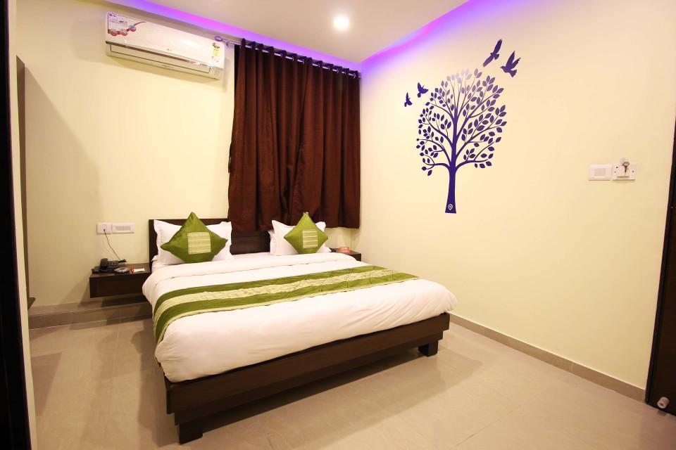 Hotel Ambience Sarkhej 外观 照片
