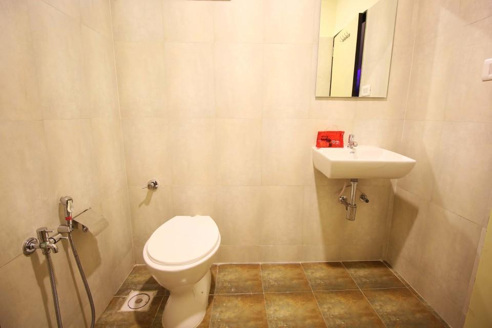 Hotel Ambience Sarkhej 外观 照片